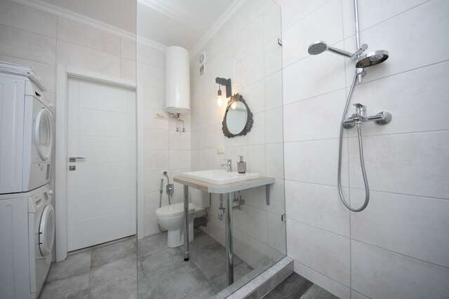 Апартаменты Slavutich apartment #4 Киев-5
